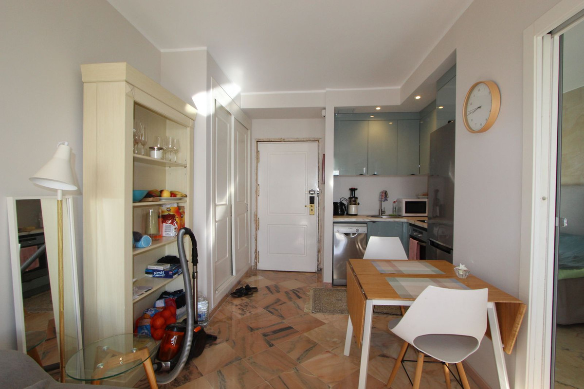 Apartment for sale in Elviria, Málaga, Spain