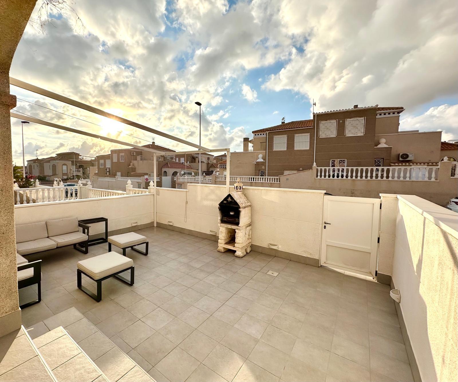 Bungalow for sale in Torrevieja, Alicante, Spain