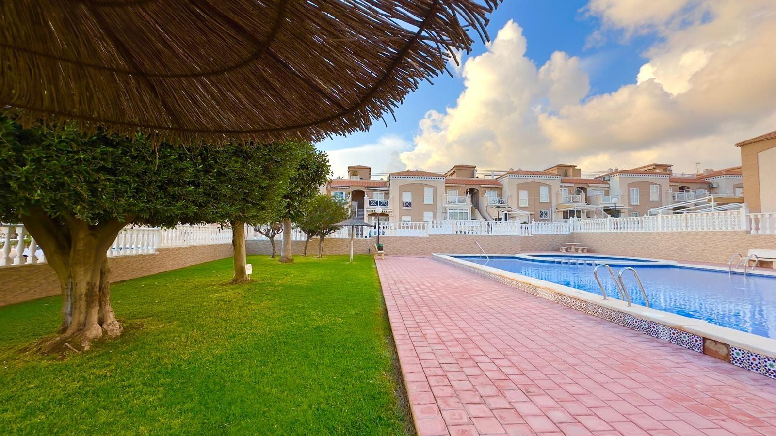 Bungalow for sale in Torrevieja, Alicante, Spain