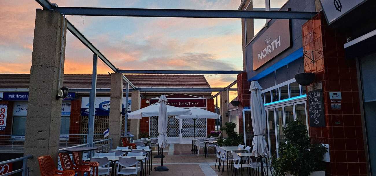 Comercial en venta en Villamartin