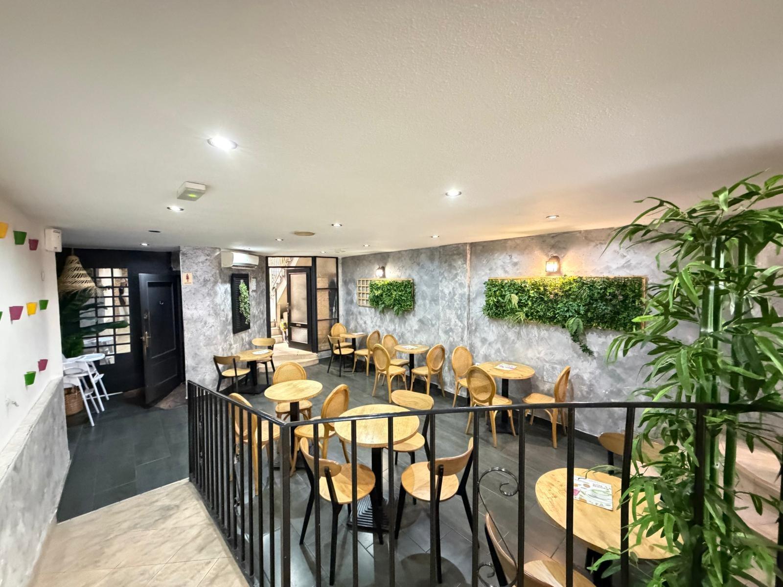 Commercial unit for sale in Torrevieja, Alicante, Spain
