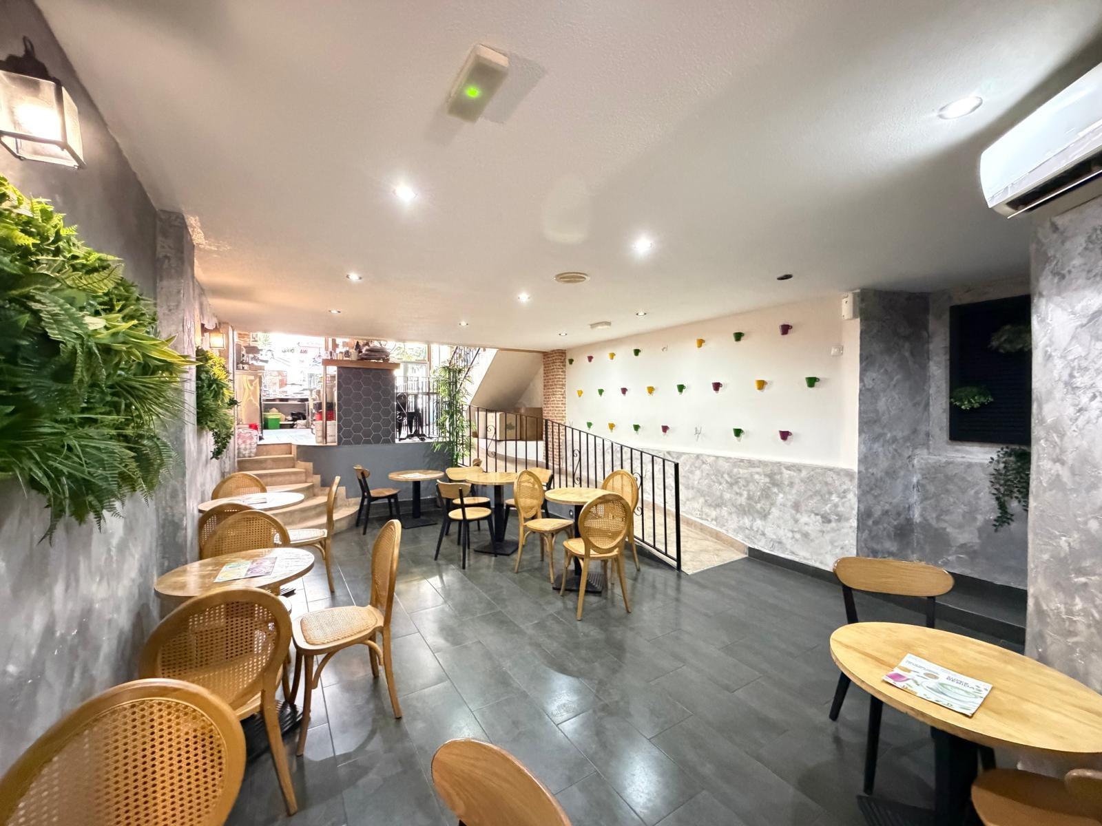 Commercial unit for sale in Torrevieja, Alicante, Spain