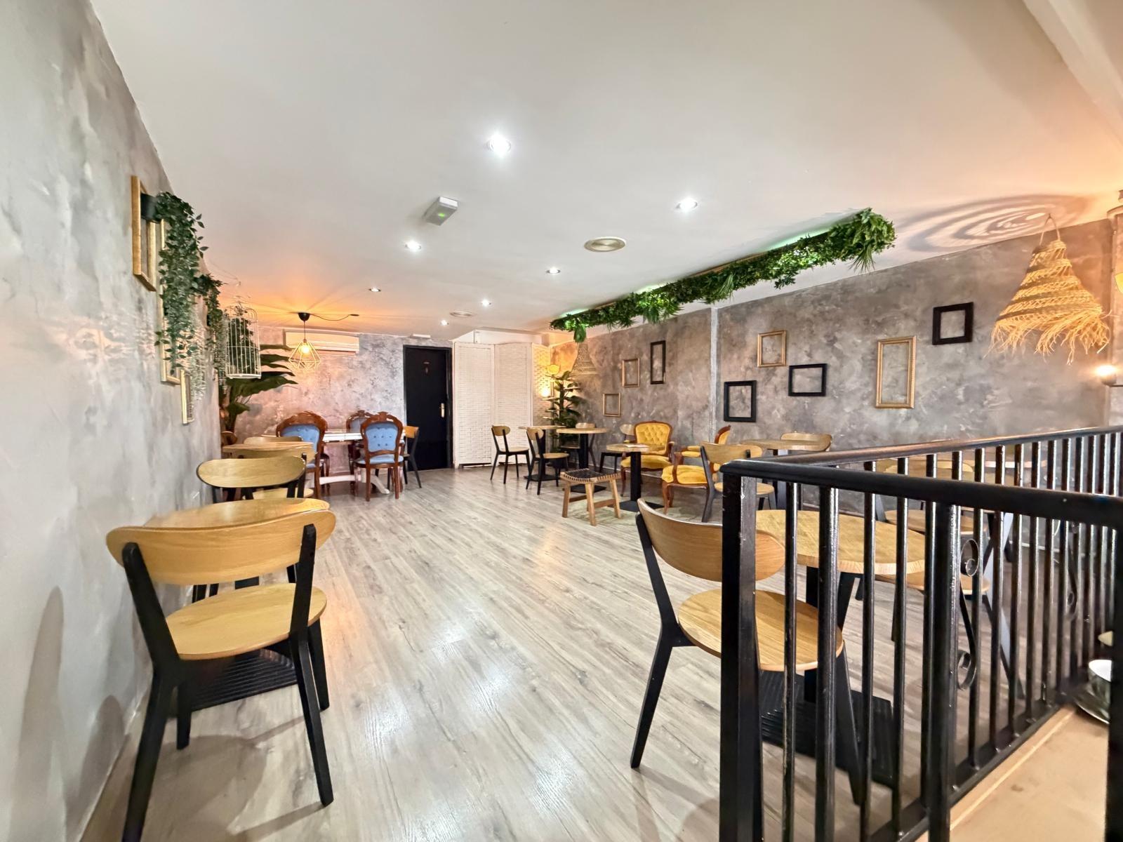 Commercial unit for sale in Torrevieja, Alicante, Spain
