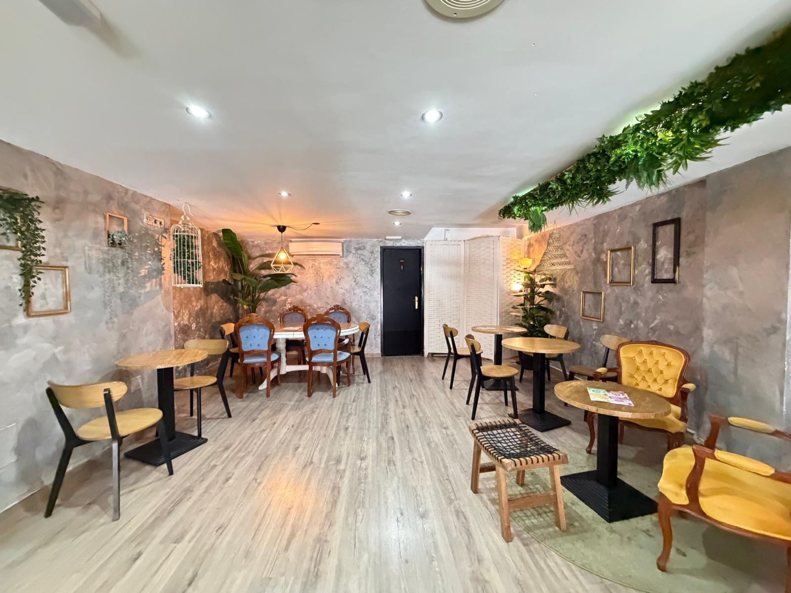 Commercial unit for sale in Torrevieja, Alicante, Spain