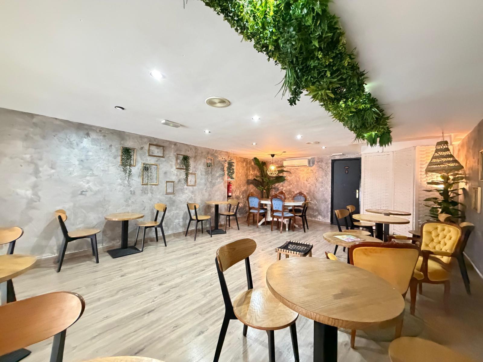 Commercial unit for sale in Torrevieja, Alicante, Spain