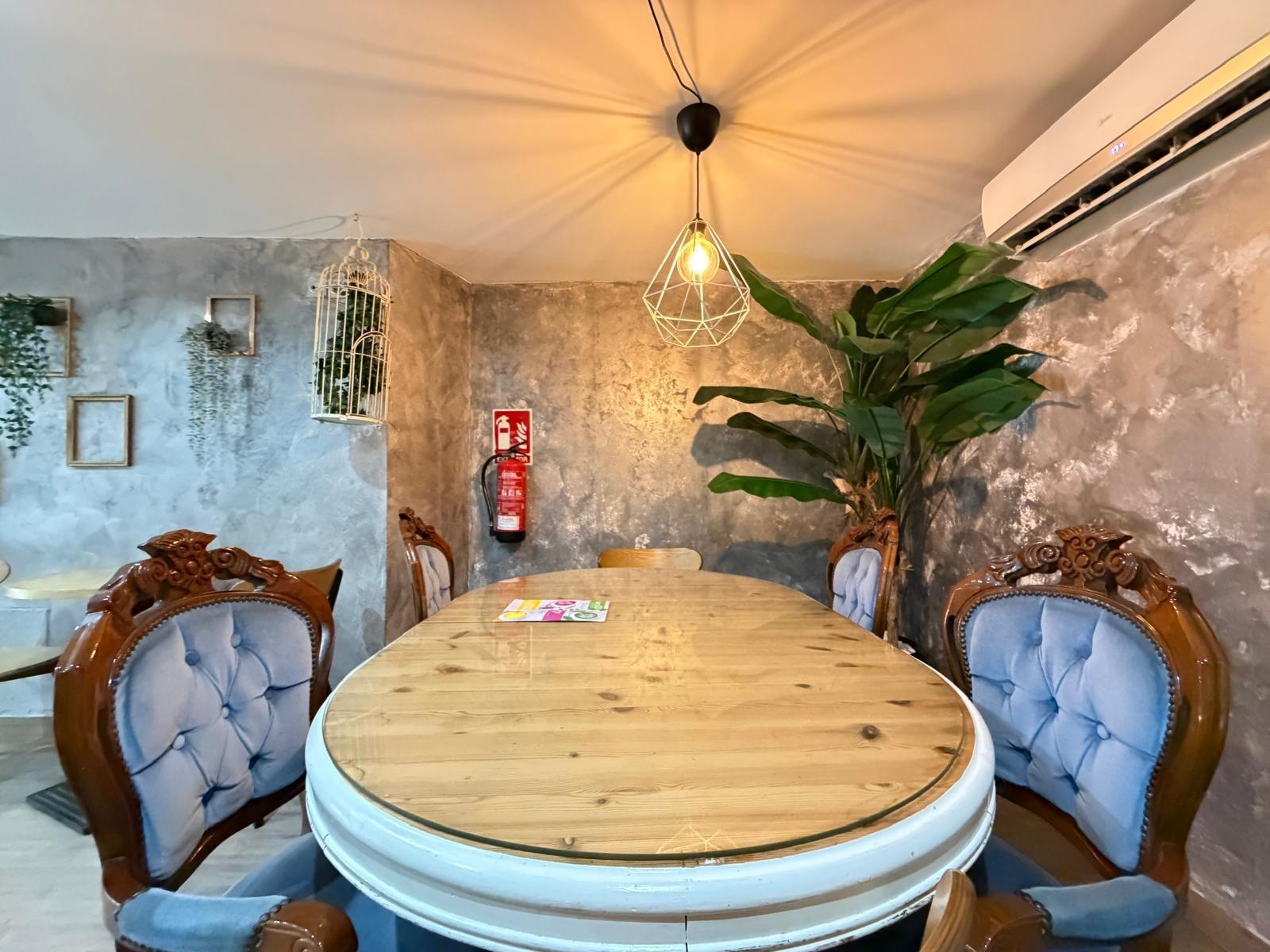Commercial unit for sale in Torrevieja, Alicante, Spain