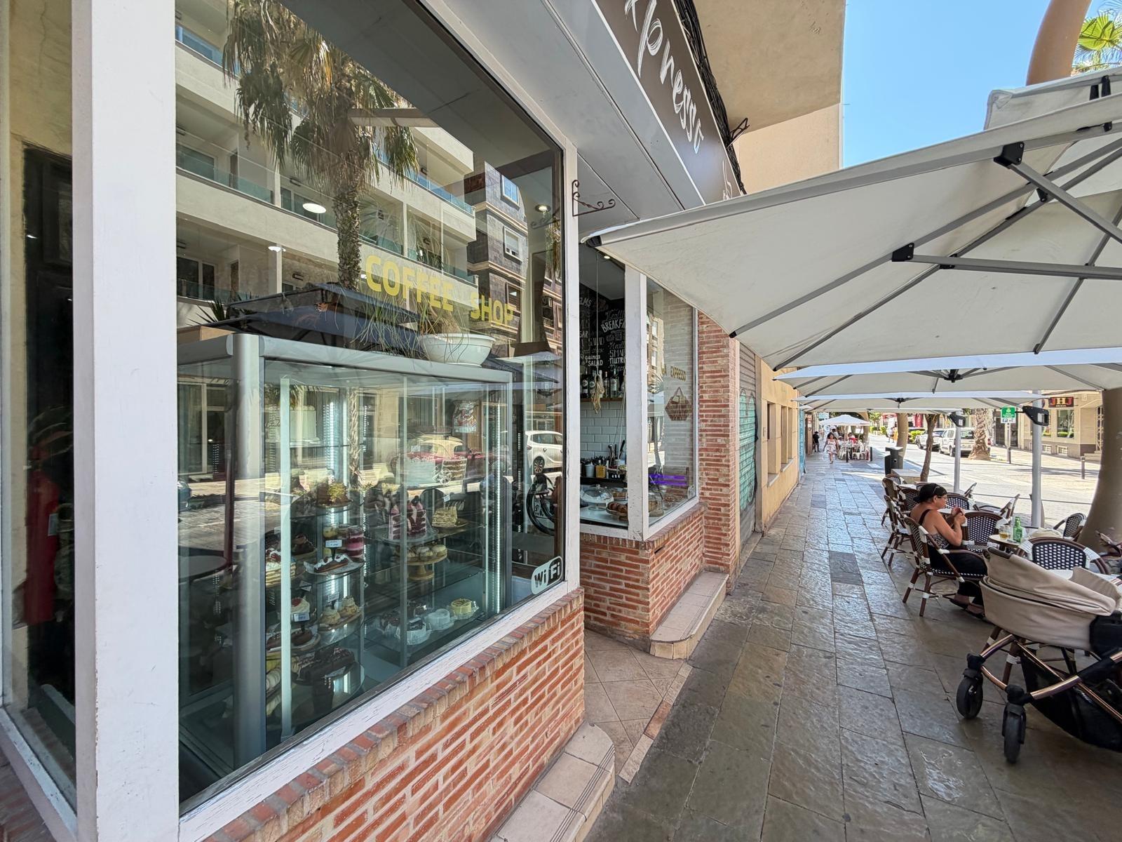 Commercial unit for sale in Torrevieja, Alicante, Spain