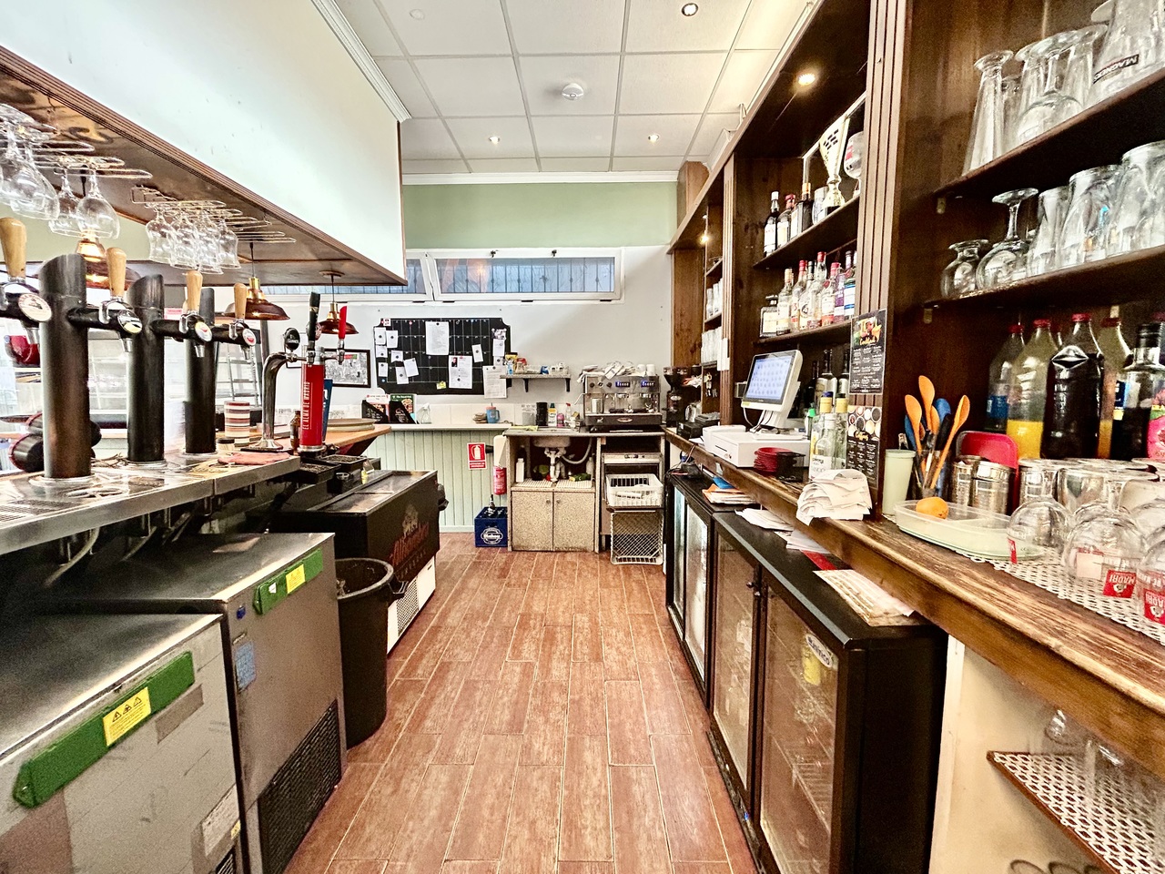 Commercial unit for sale in Villamartin, Alicante, Spain
