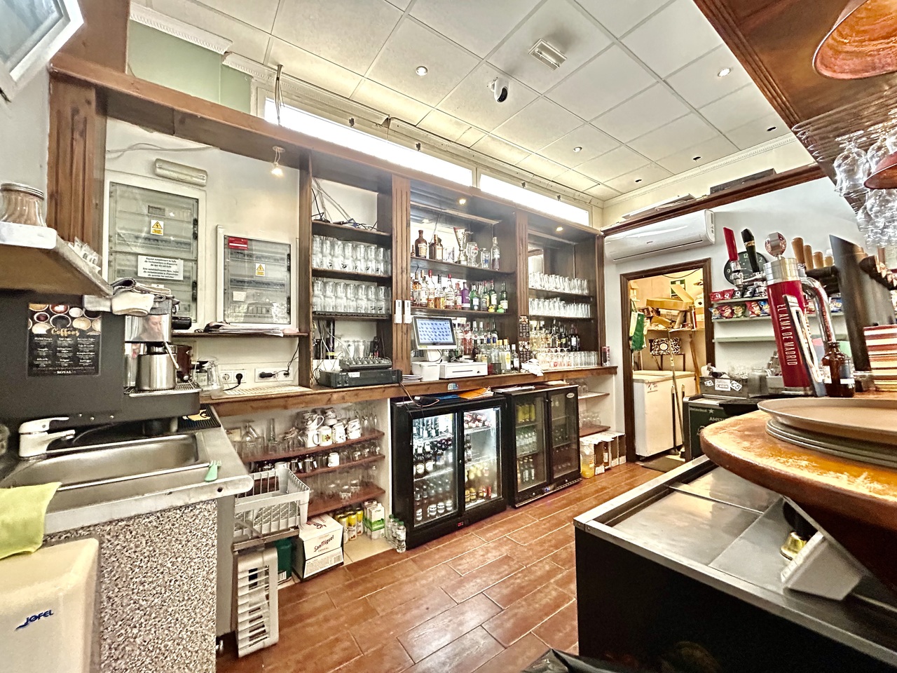 Commercial unit for sale in Villamartin, Alicante, Spain
