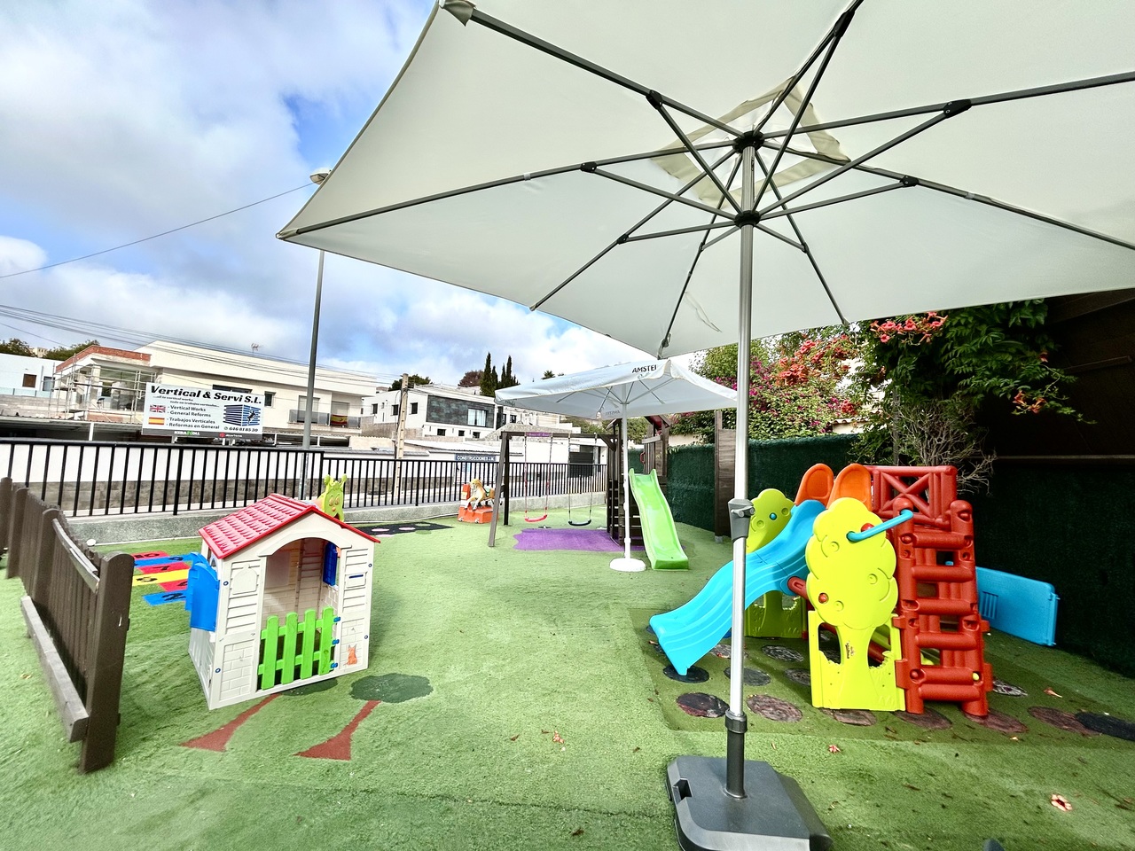 Commercial unit for sale in Villamartin, Alicante, Spain