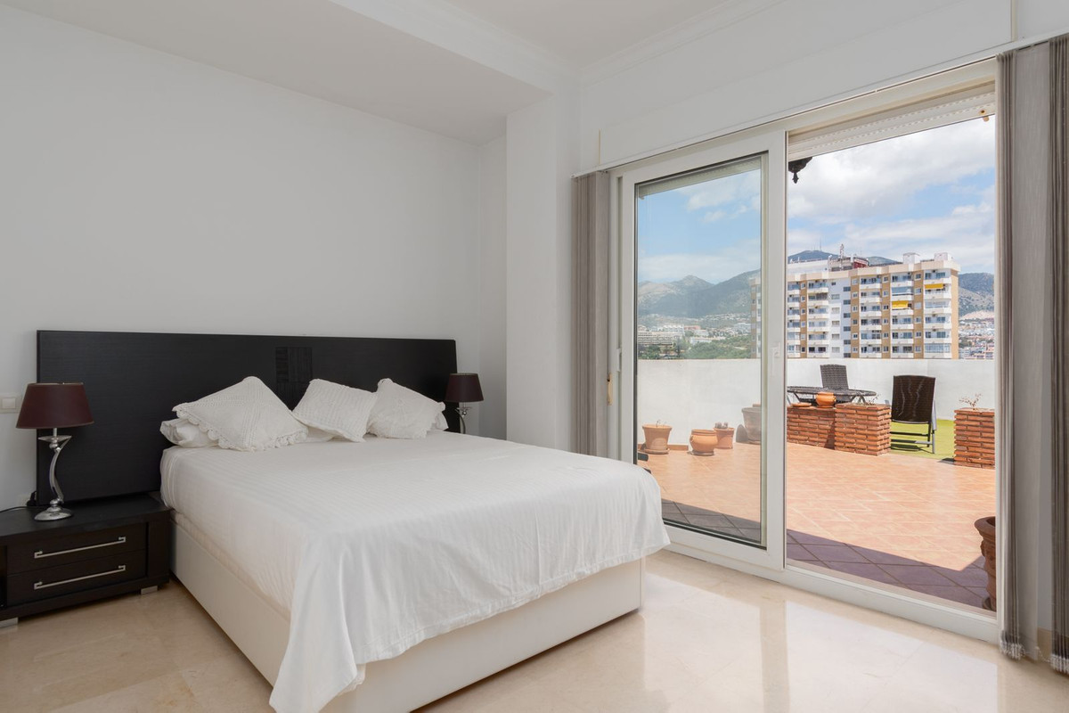 Penthouse for sale in Fuengirola, Málaga, Spain