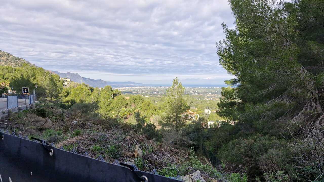 Finca for sale in La Sella Golf, Alicante, Spain