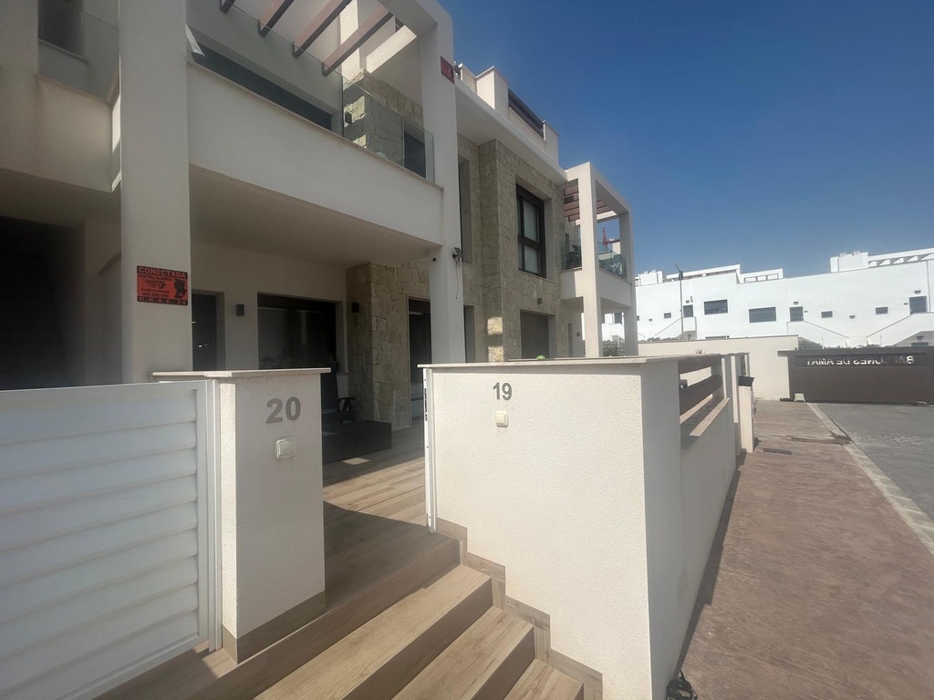 Apartment for sale in Los Balcones, Alicante, Spain