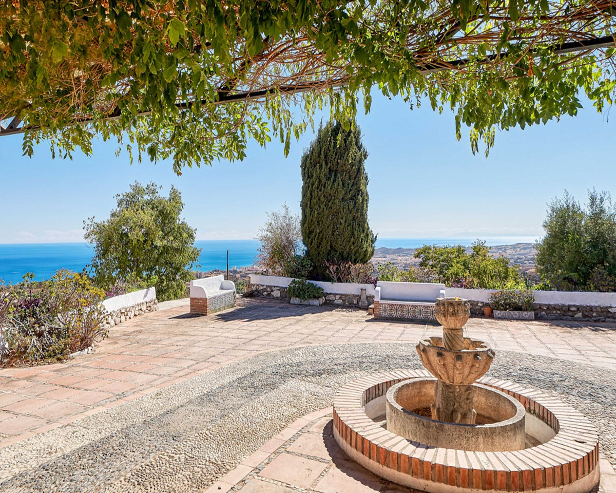 Villa en venta en Mijas