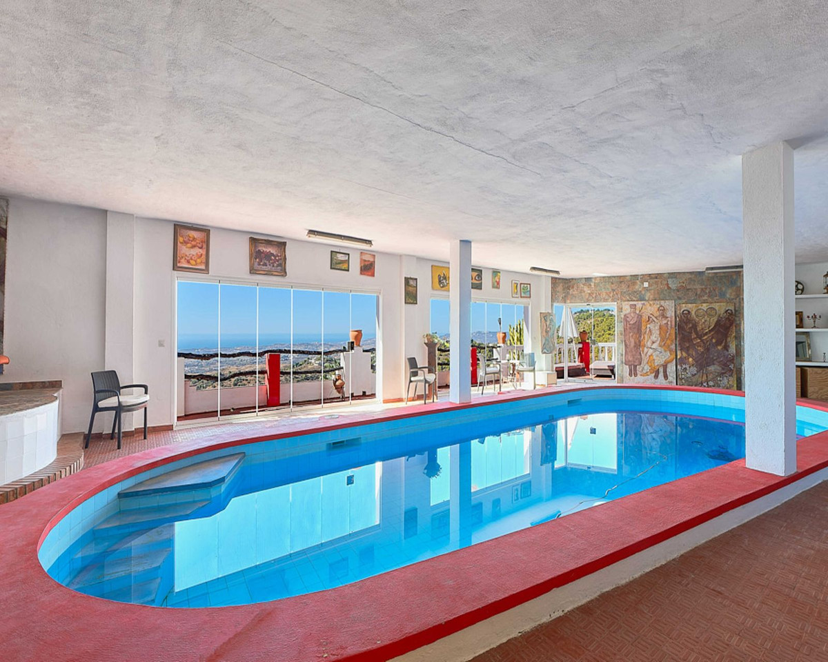 Villa en venta en Mijas