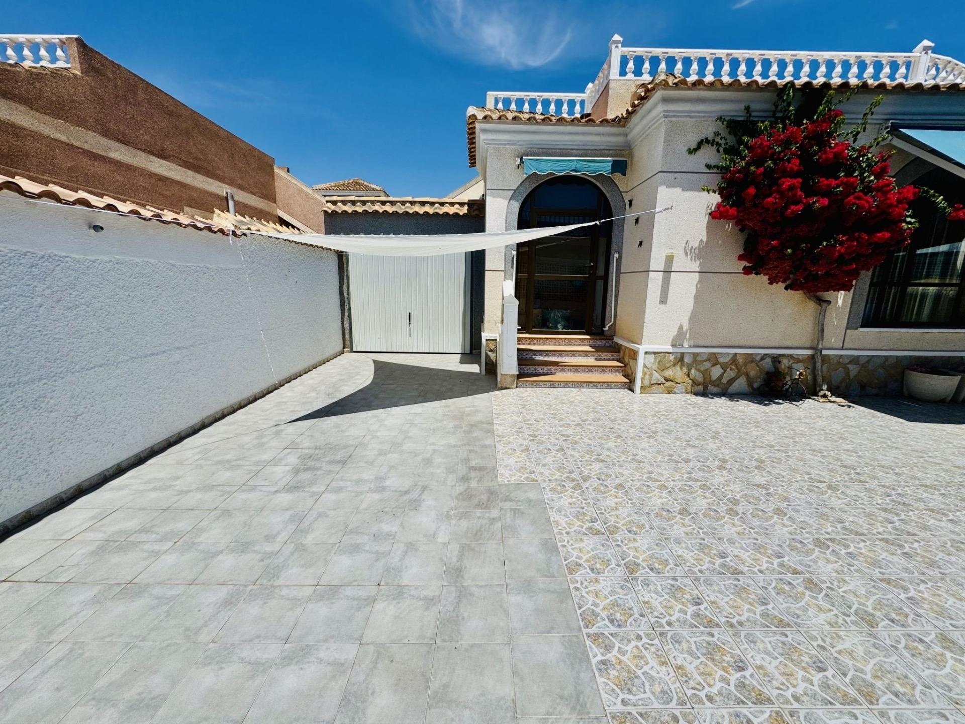 Villa en venta en Torrevieja