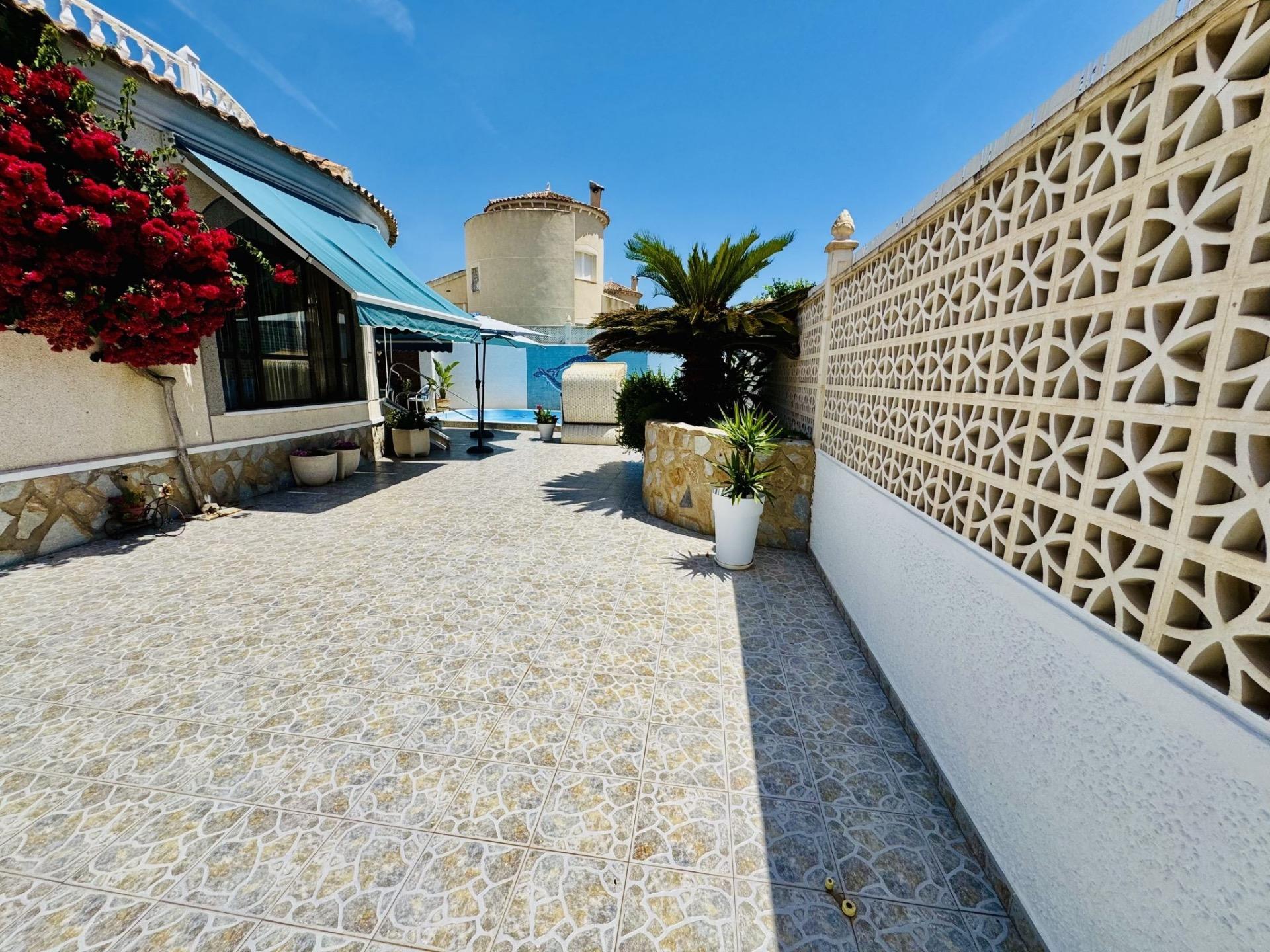 Villa en venta en Torrevieja