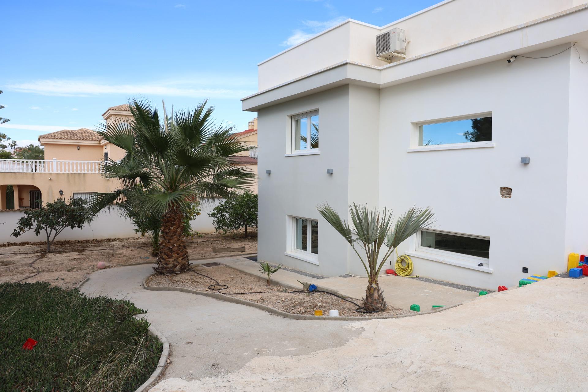 Villa for sale in Ciudad Quesada, Alicante, Spain
