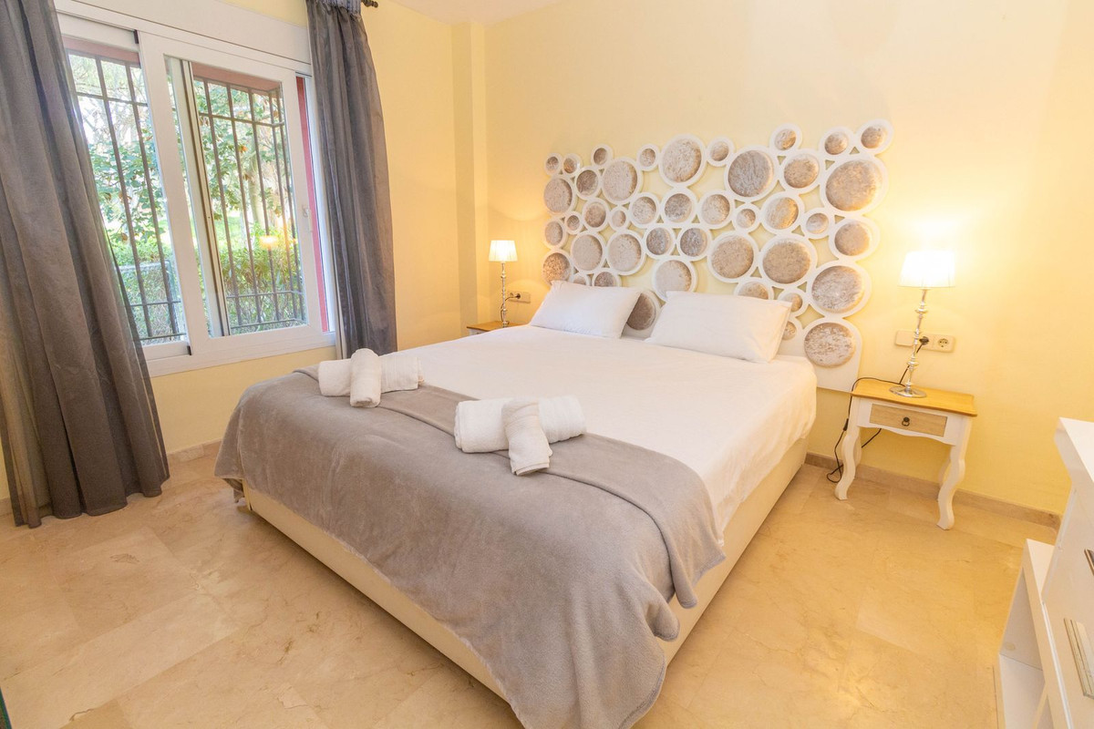 Piso en venta en Elviria