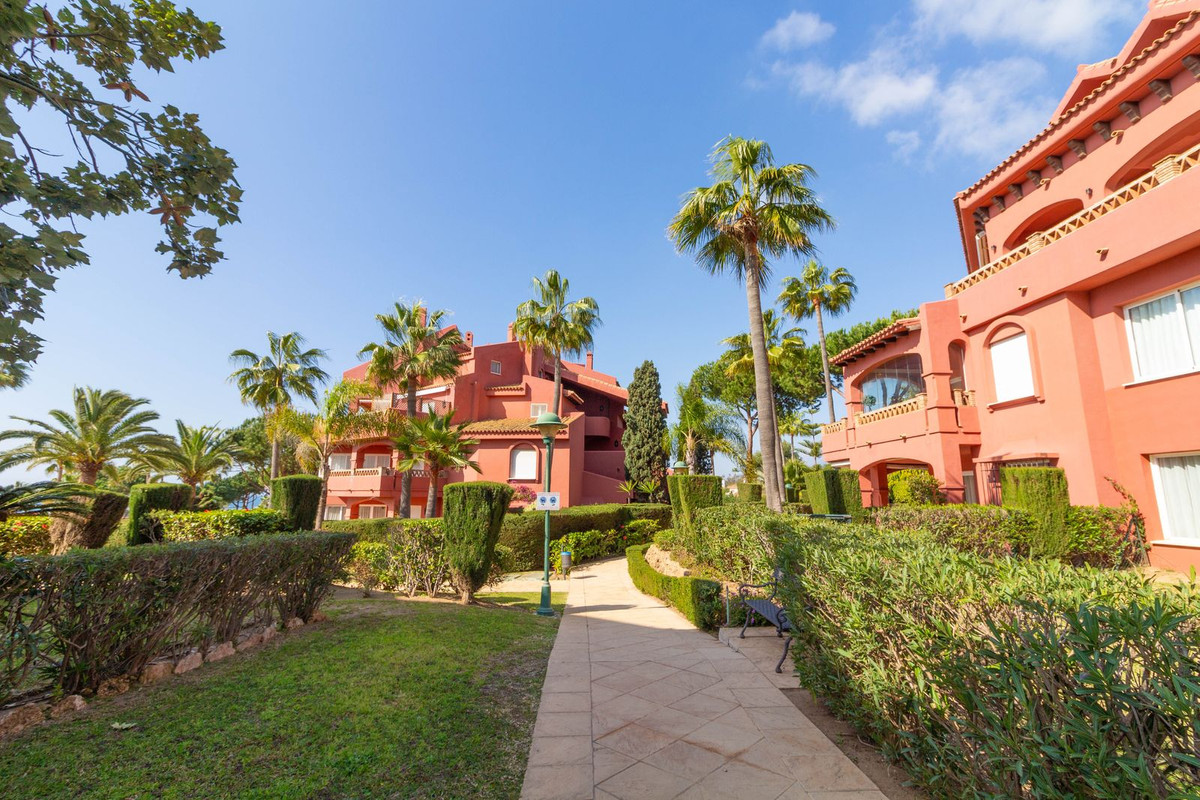 Piso en venta en Elviria