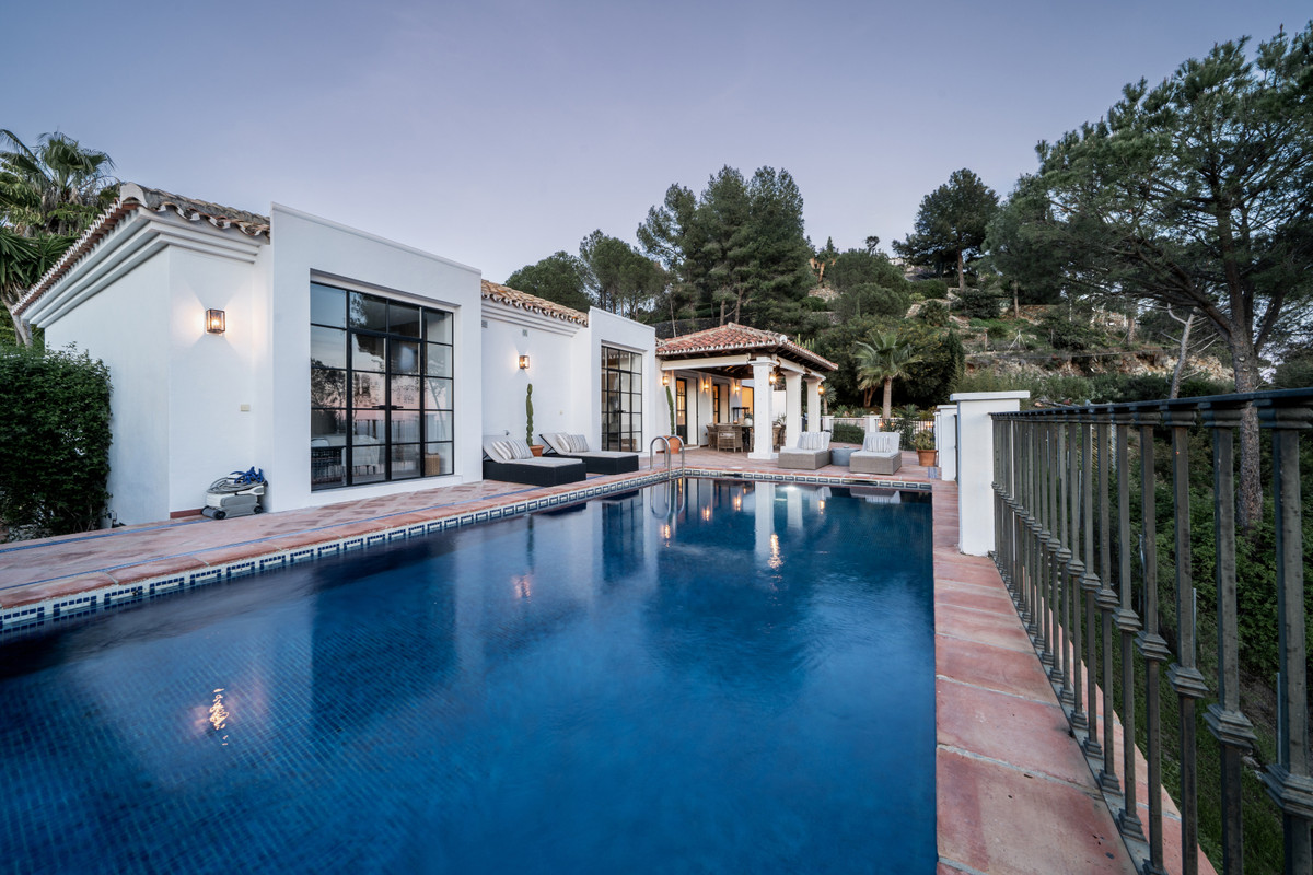 Villa for sale in Benahavis, Málaga, Spain