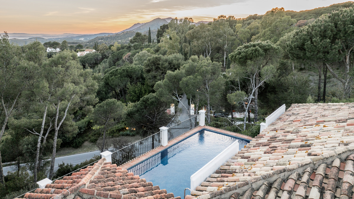 Villa for sale in Benahavis, Málaga, Spain