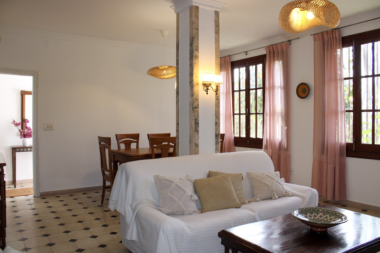 Villa en venta en Almuñecar