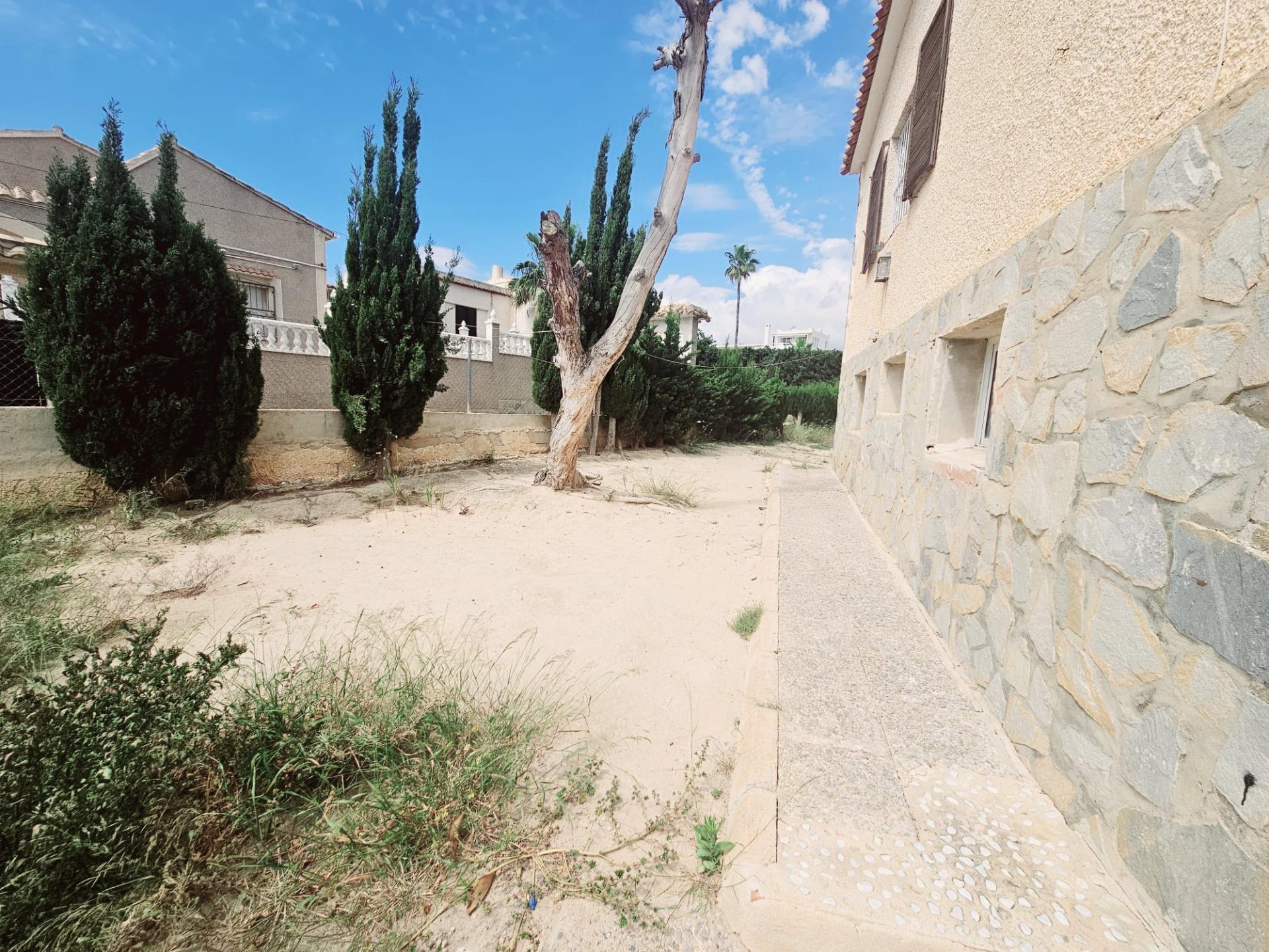 Villa for sale in Torrevieja, Alicante, Spain