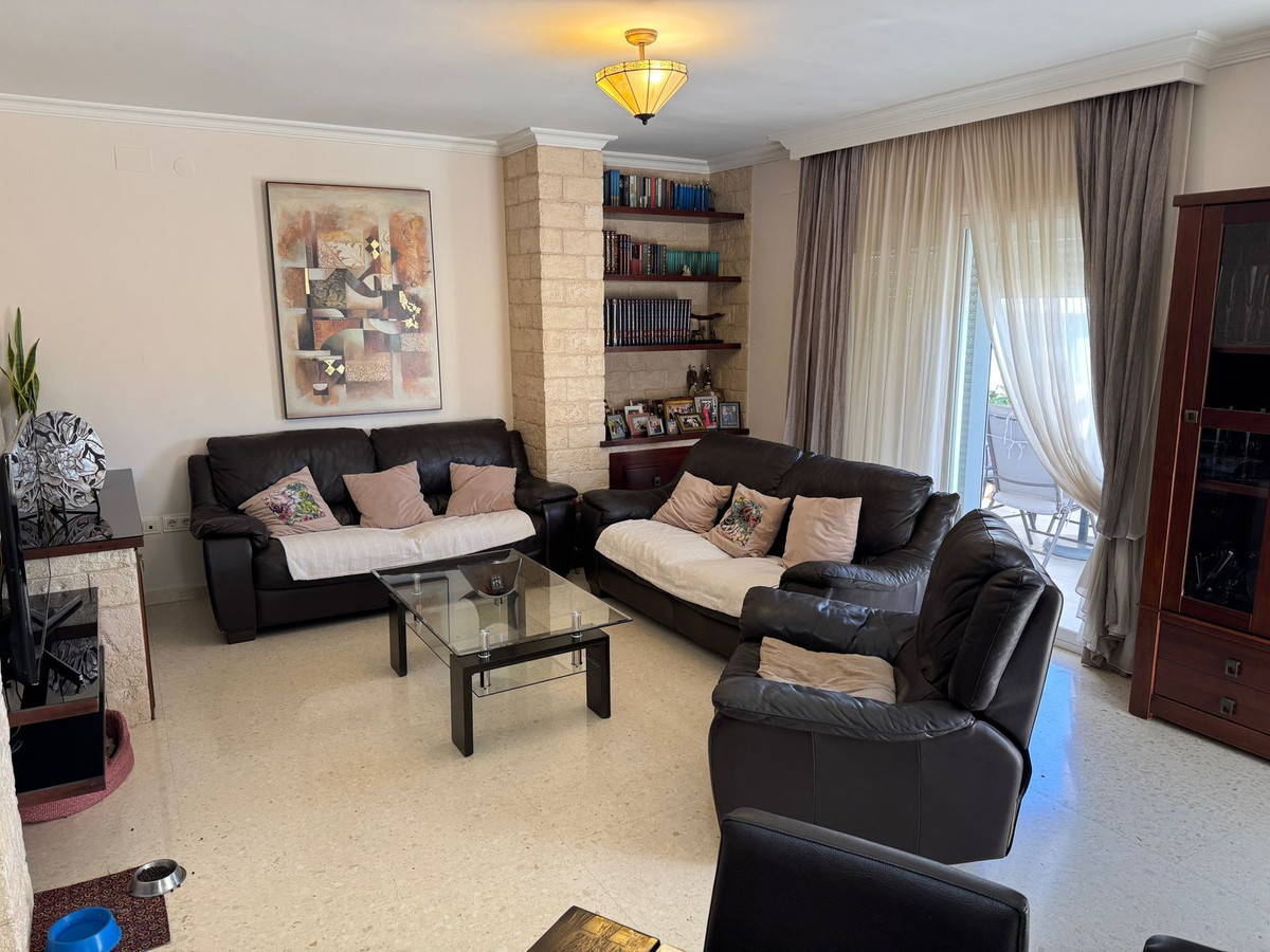 Penthouse for sale in Estepona, Málaga, Spain
