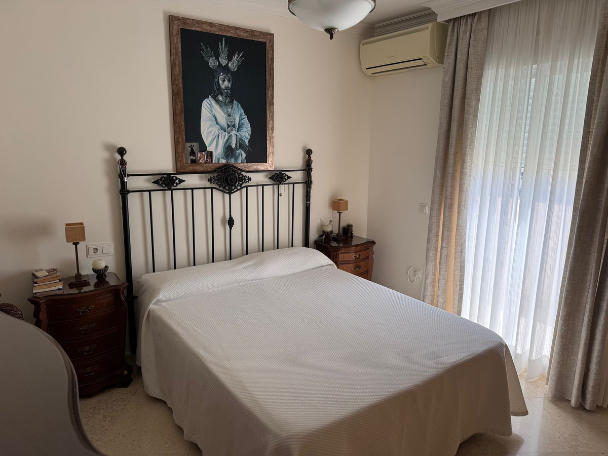 Penthouse for sale in Estepona, Málaga, Spain