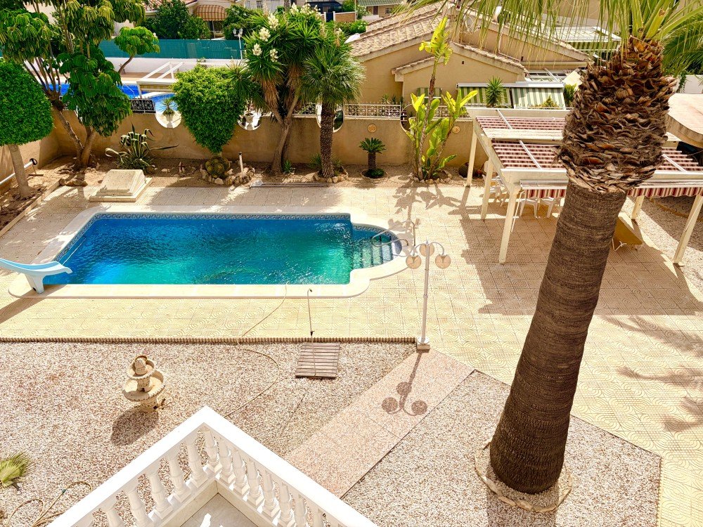 Villa for sale in Ciudad Quesada, Alicante, Spain