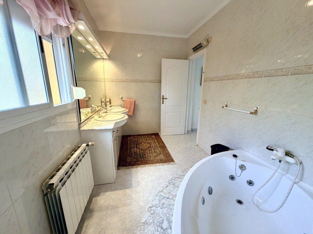 Villa for sale in Ciudad Quesada, Alicante, Spain