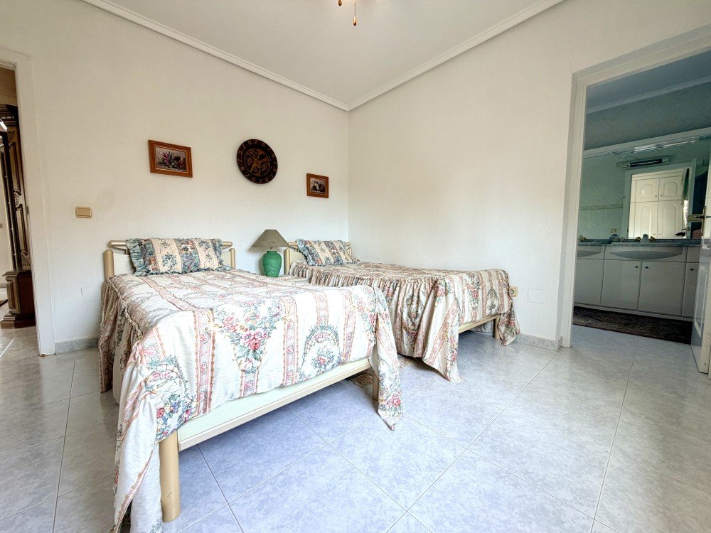 Villa for sale in Ciudad Quesada, Alicante, Spain