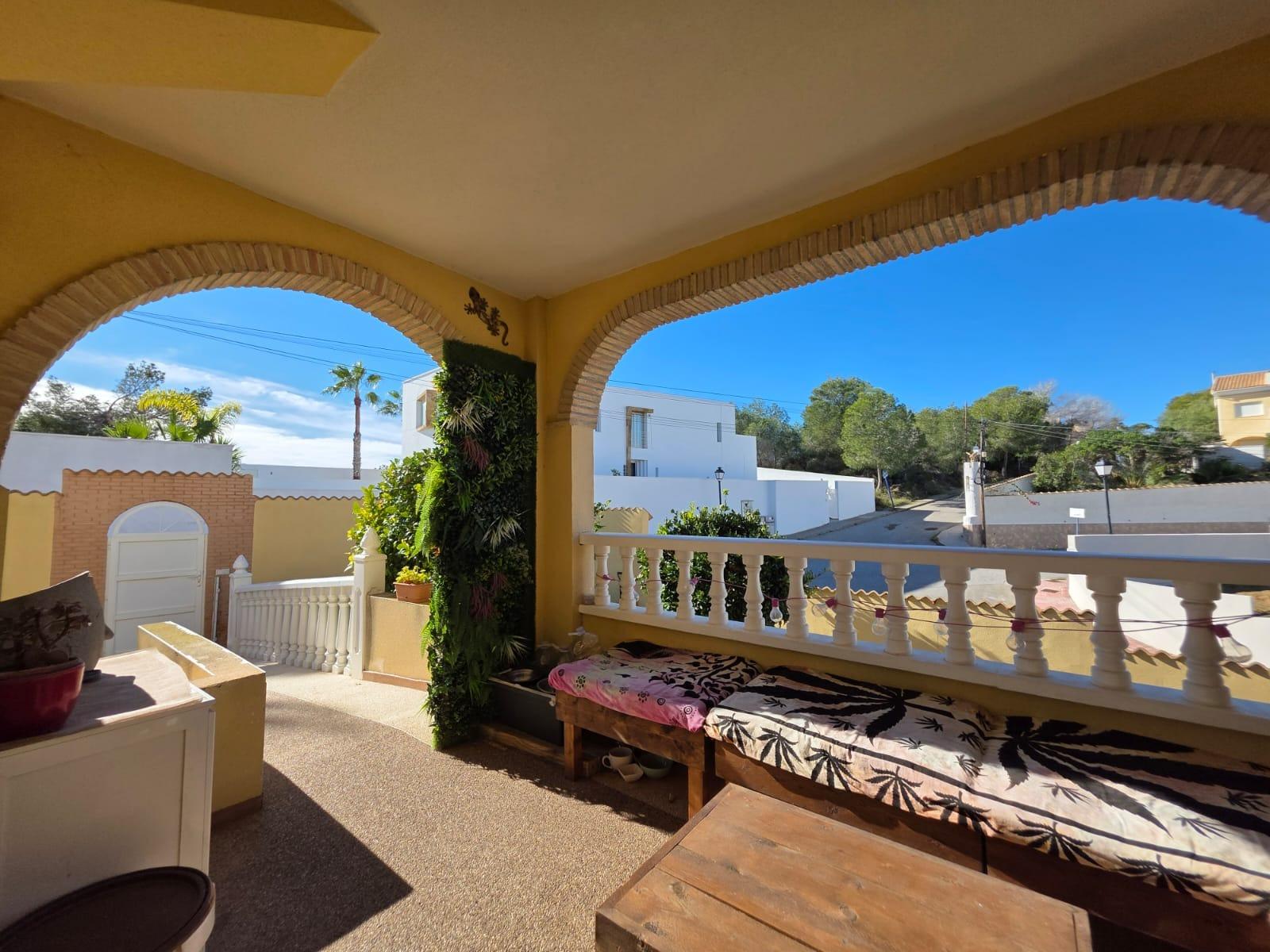 Villa en venta en Orihuela Costa