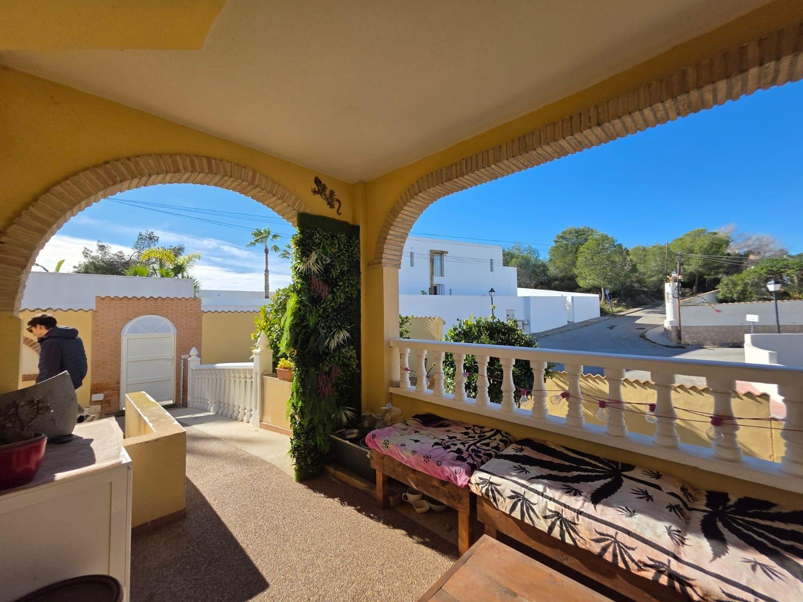 Villa en venta en Orihuela Costa