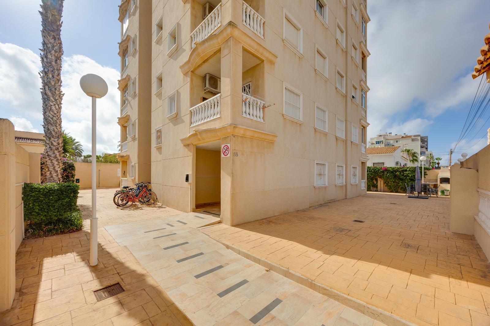 Apartment for sale in Torrevieja, Alicante, Spain