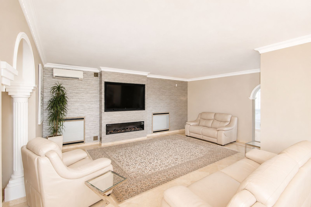 Villa for sale in Elviria, Málaga, Spain