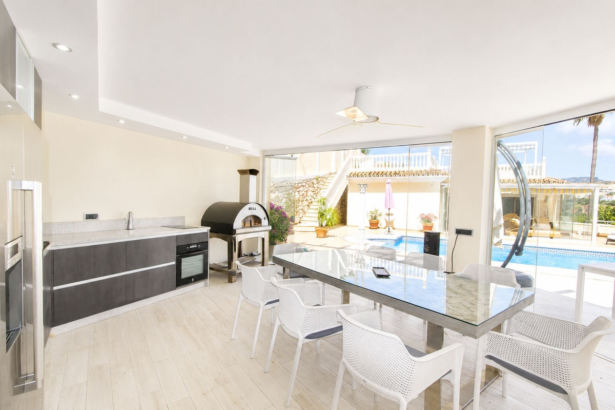 Villa for sale in Elviria, Málaga, Spain