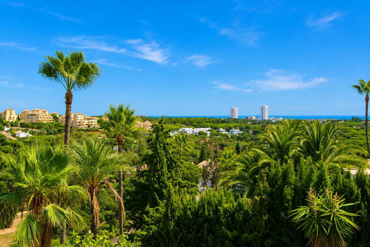 Villa for sale in Elviria, Málaga, Spain