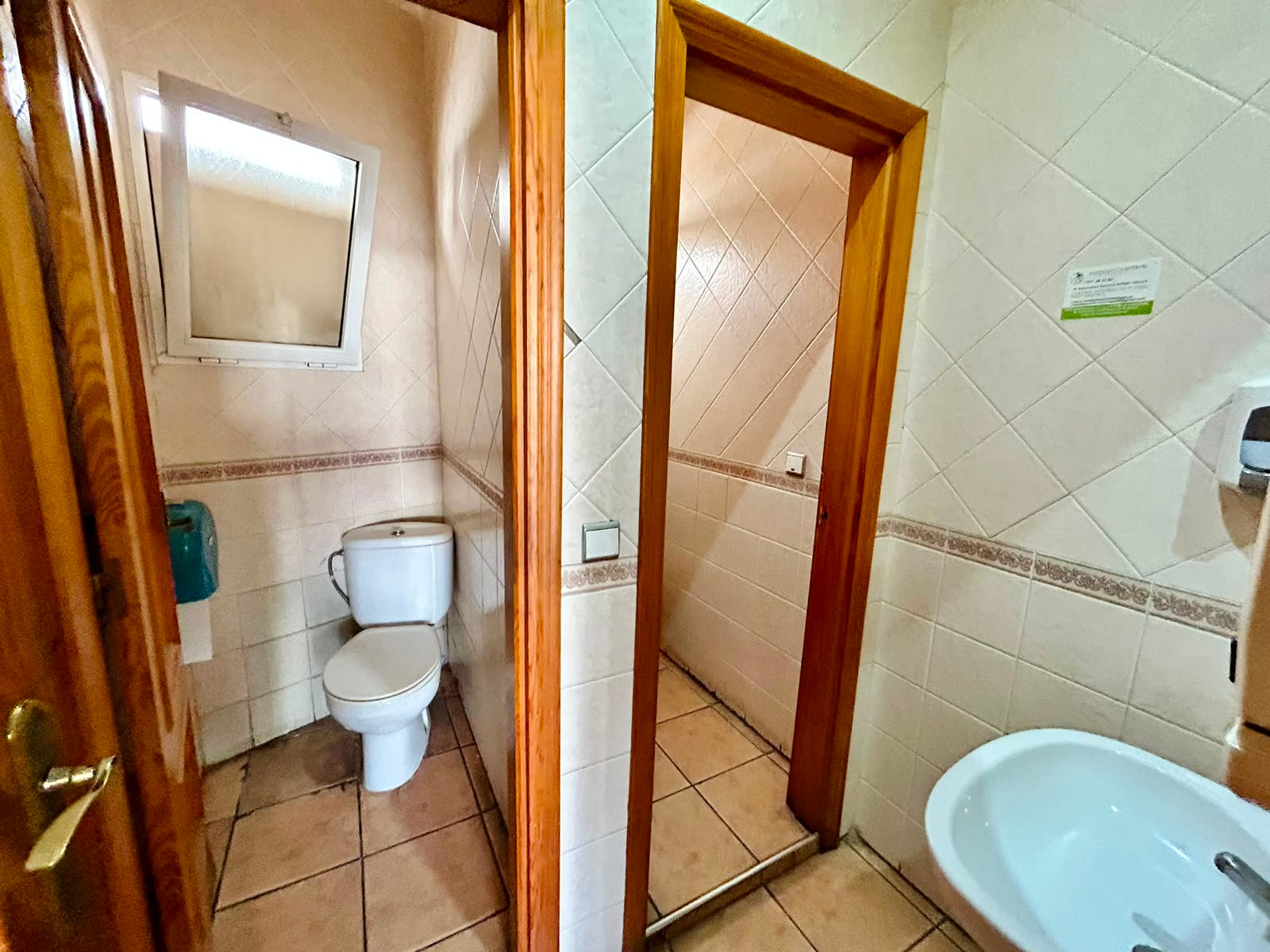 Commercial unit for sale in Torrevieja, Alicante, Spain