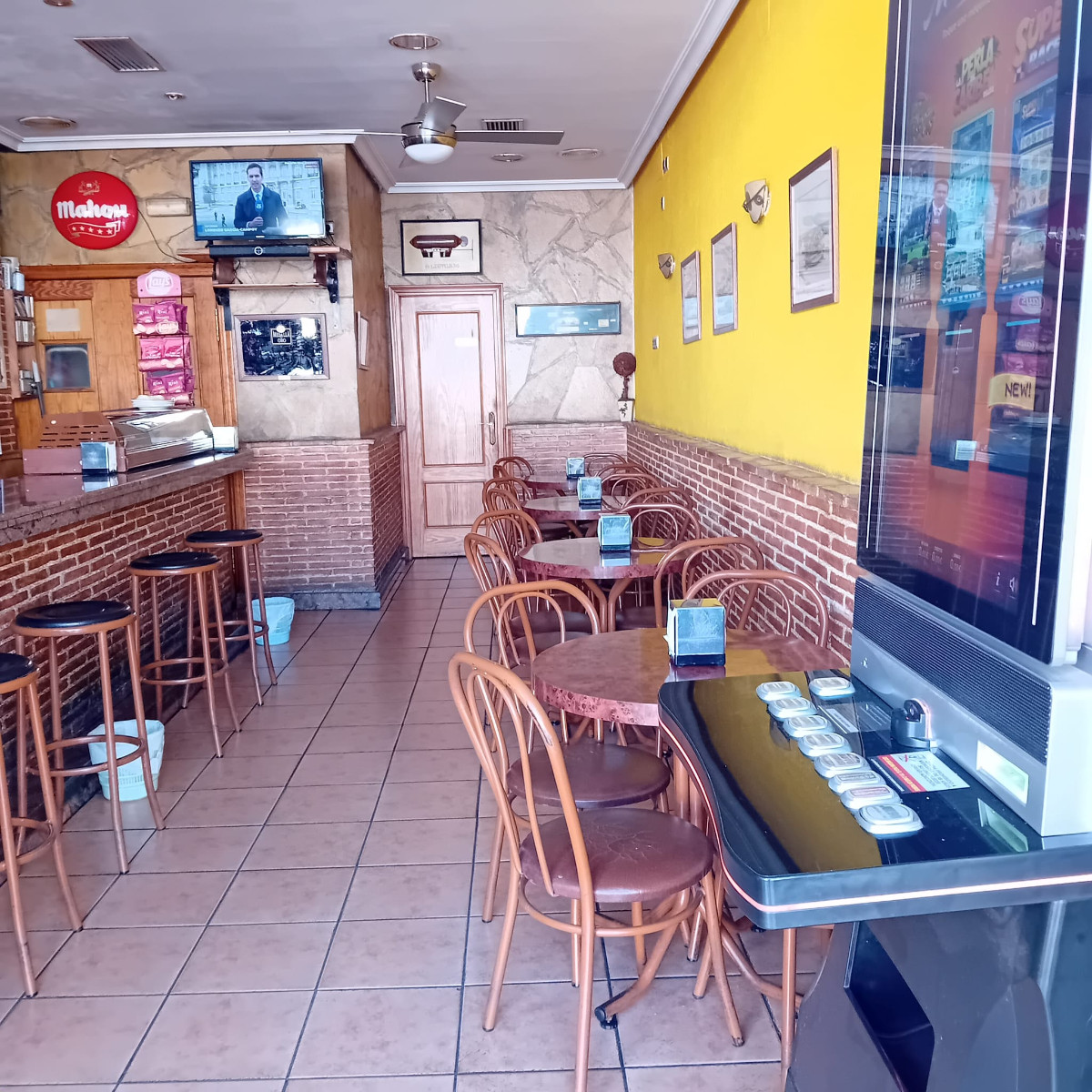 Commercial unit for sale in Torrevieja, Alicante, Spain