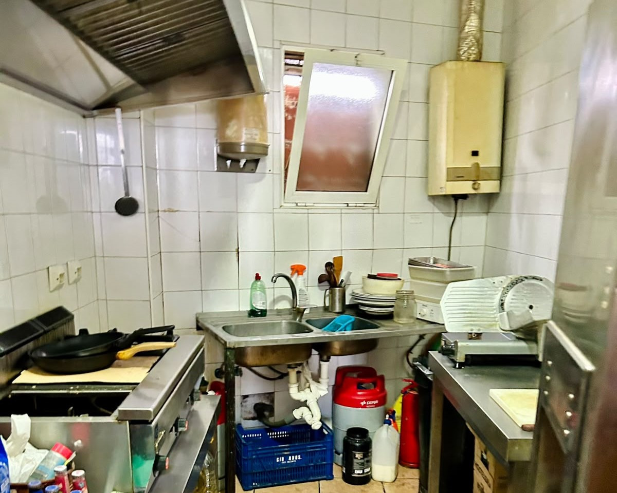 Commercial unit for sale in Torrevieja, Alicante, Spain