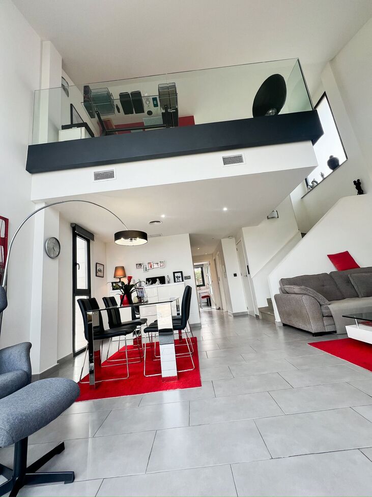 Villa en venta en Santiago De La Ribera