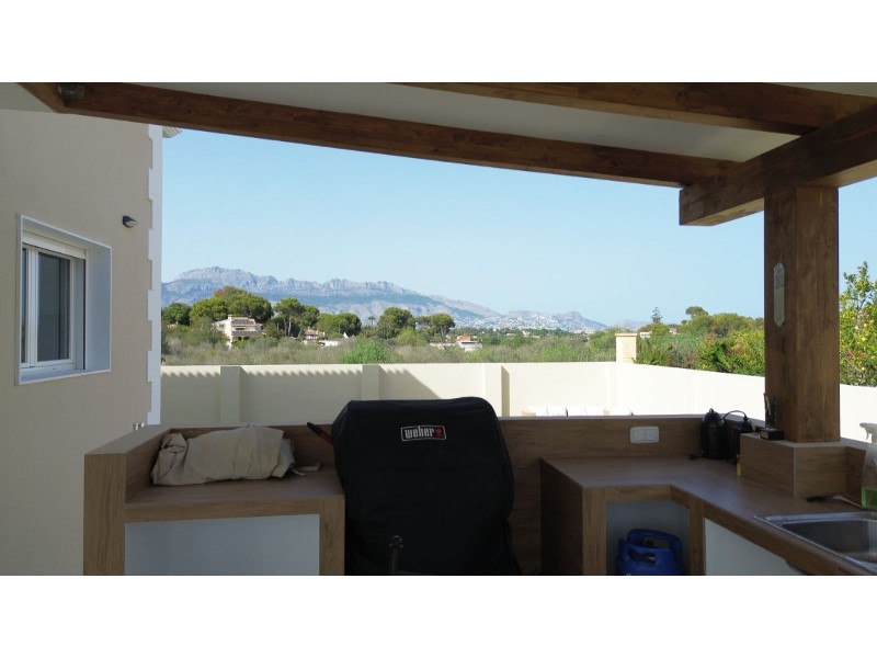 Villa en venta en Alfas Del Pi