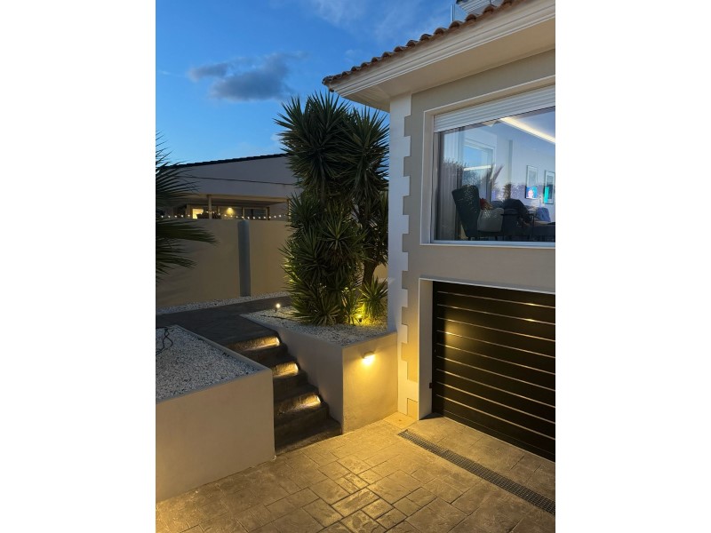 Villa en venta en Alfas Del Pi