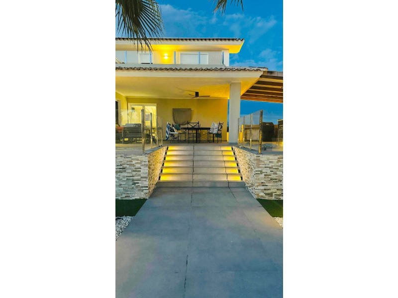 Villa en venta en Alfas Del Pi