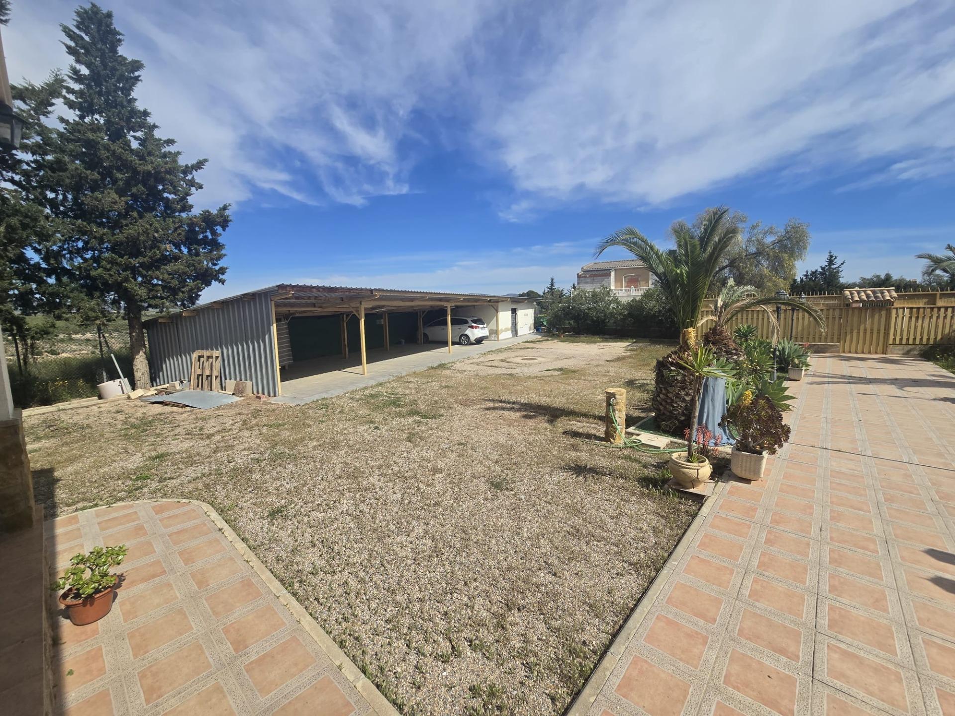 Villa en venta en Murcia