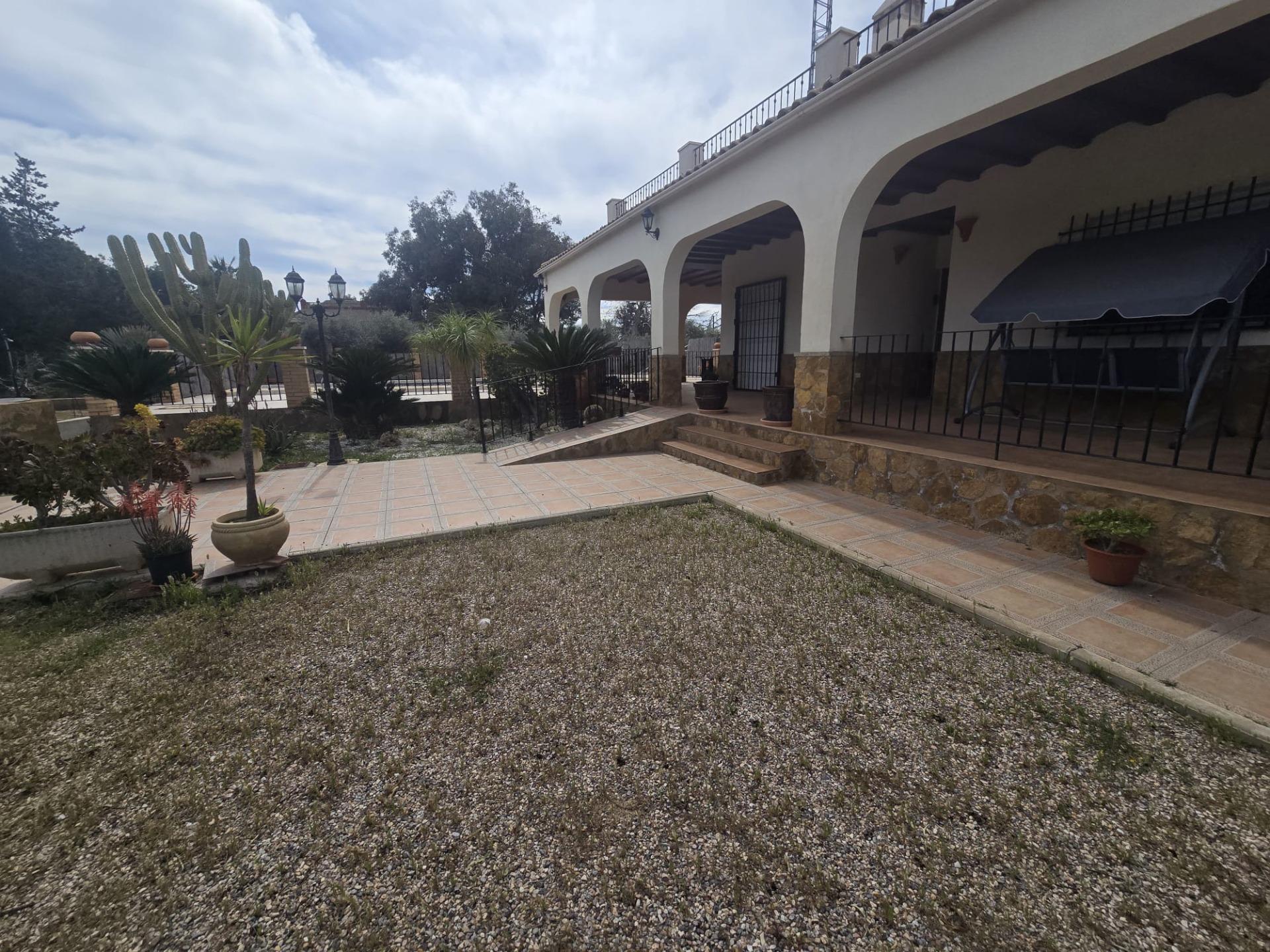 Villa en venta en Murcia