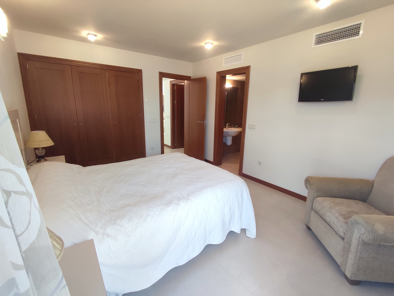 Villa en venta en Peraleja Golf