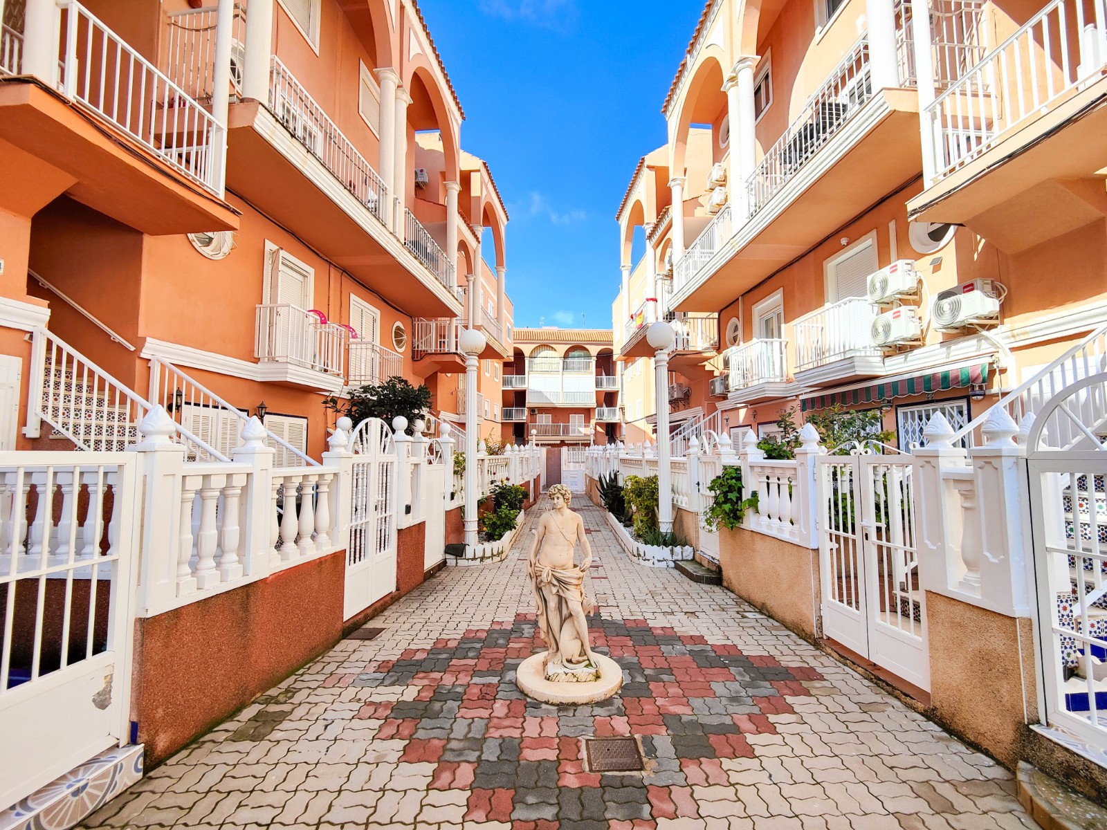 Penthouse for sale in Torrevieja, Alicante, Spain